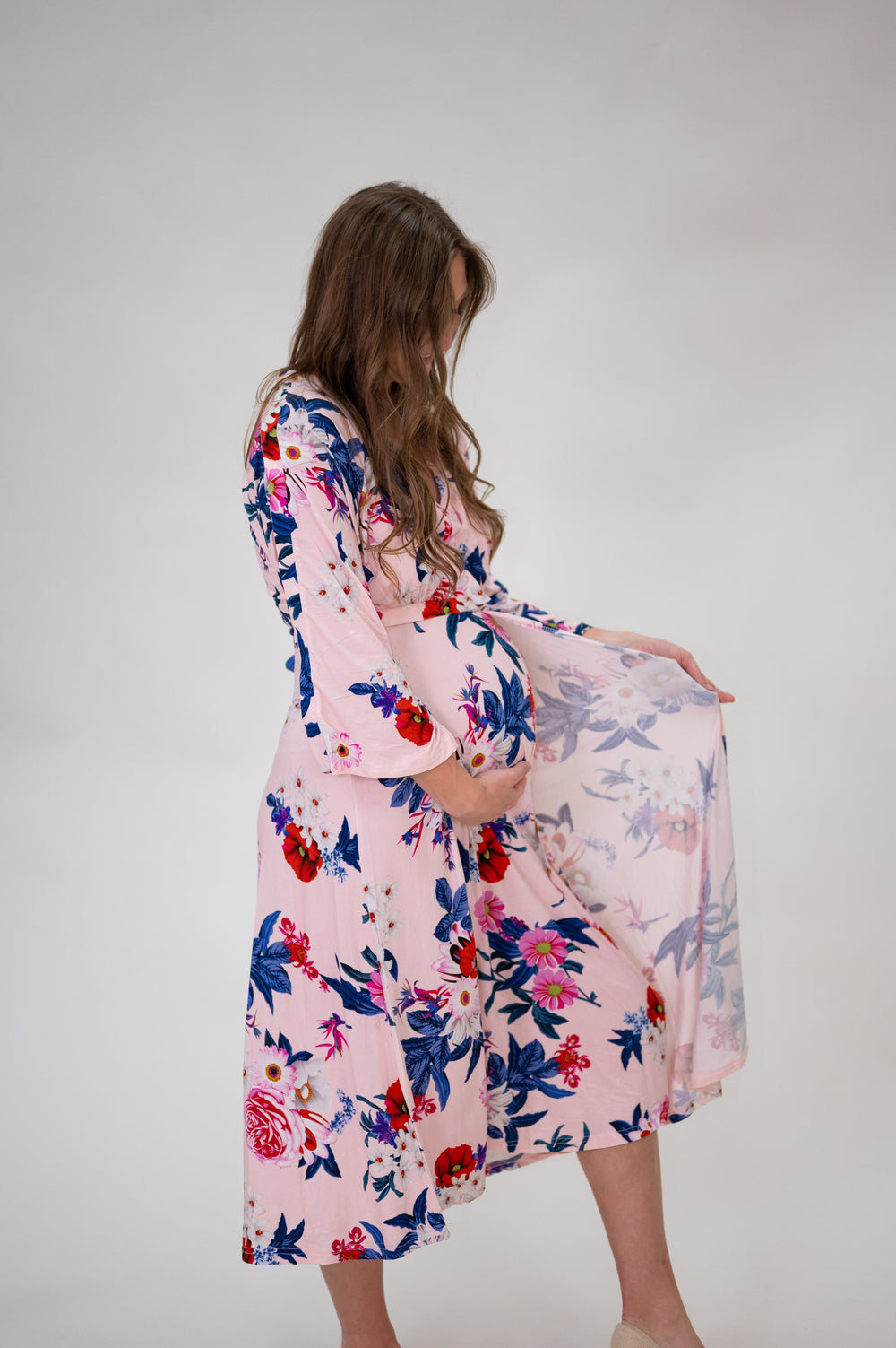Amelia Labor & Postpartum Gown in Blush Floral