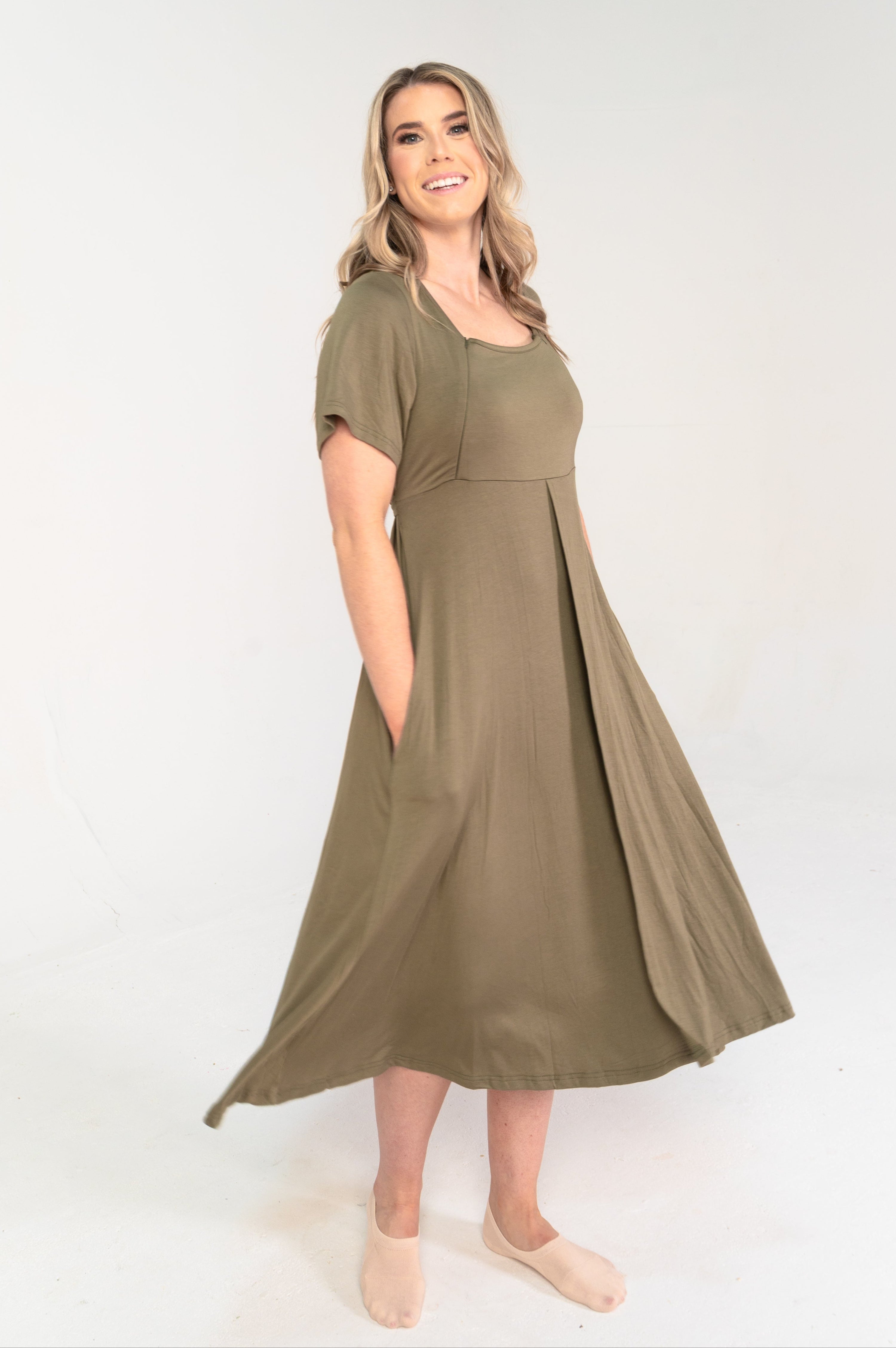 Cassidy Labor & Postpartum Gown Sage