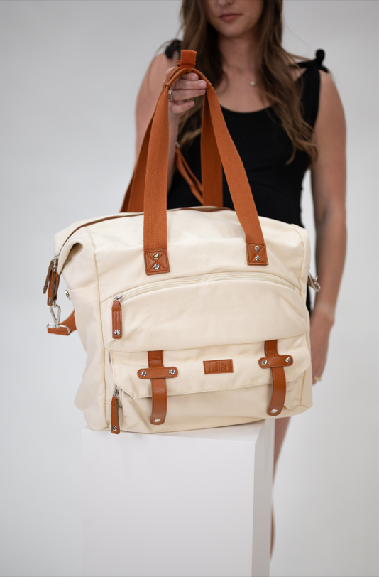 Lila Duffle Bag in Cream