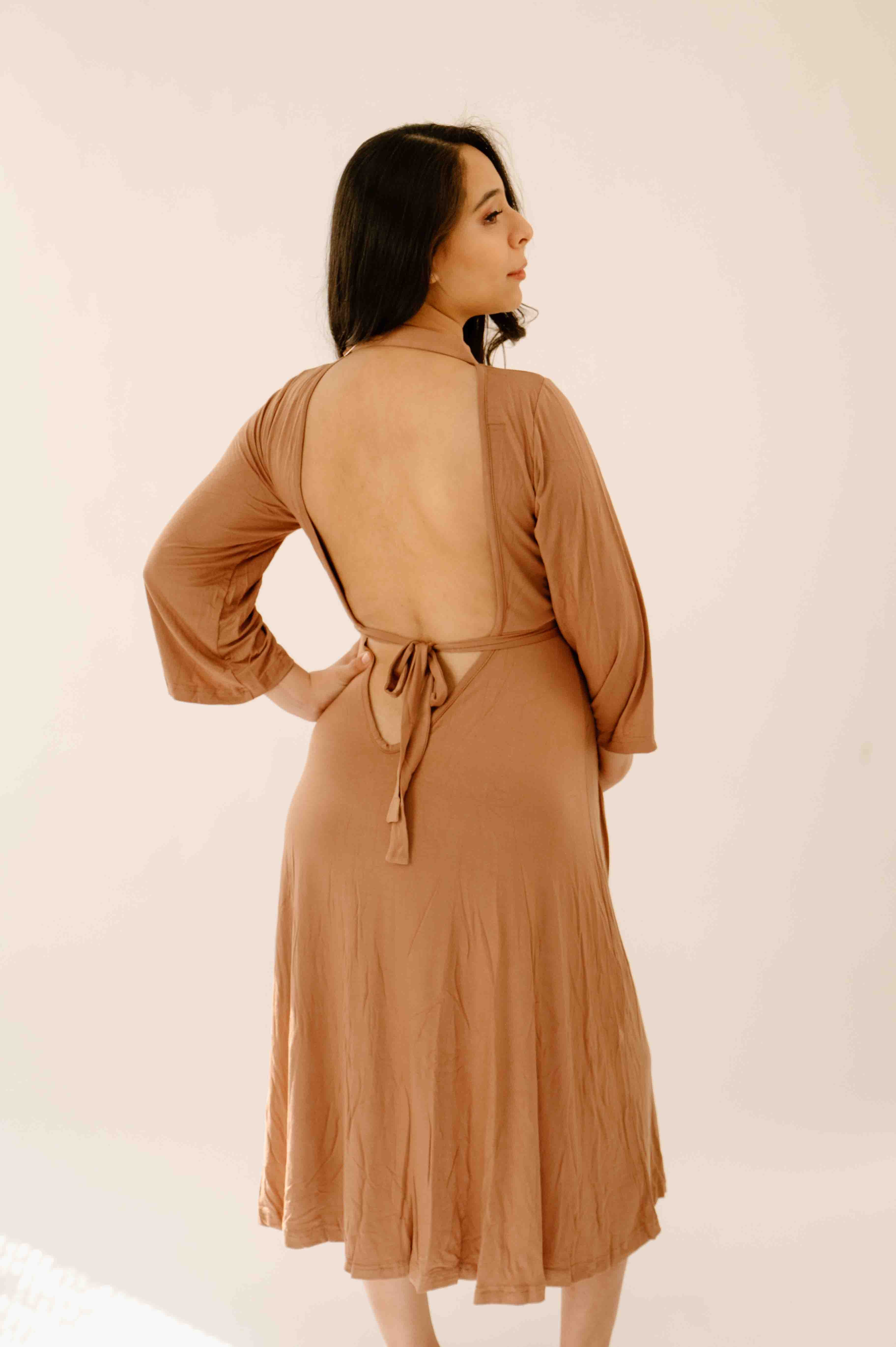 Lila Labor & Postpartum Gown in Caramel